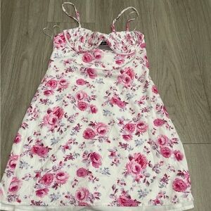 Chic Floral Mini Dress in Pink and White